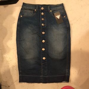 High waist Denim Skirt button down front